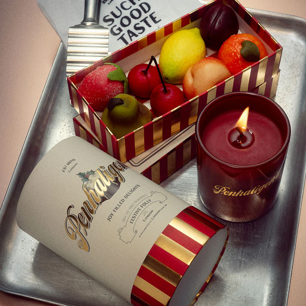 Penhaligon's Limited Edition Festive Folly Fragranced Candle (200g) - Image 4